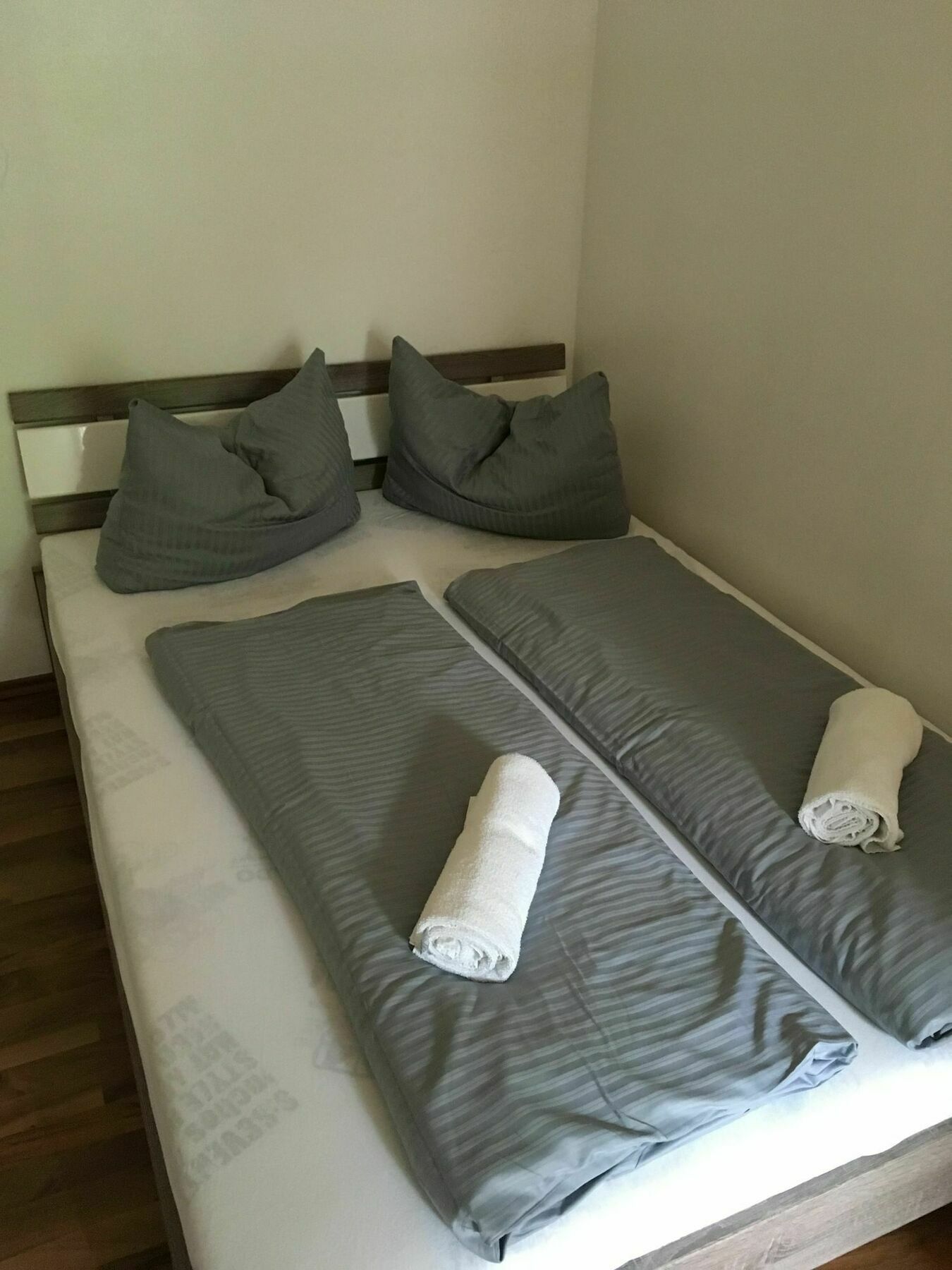 慕尼黑Kn Kahtan Boarding House公寓 外观 照片