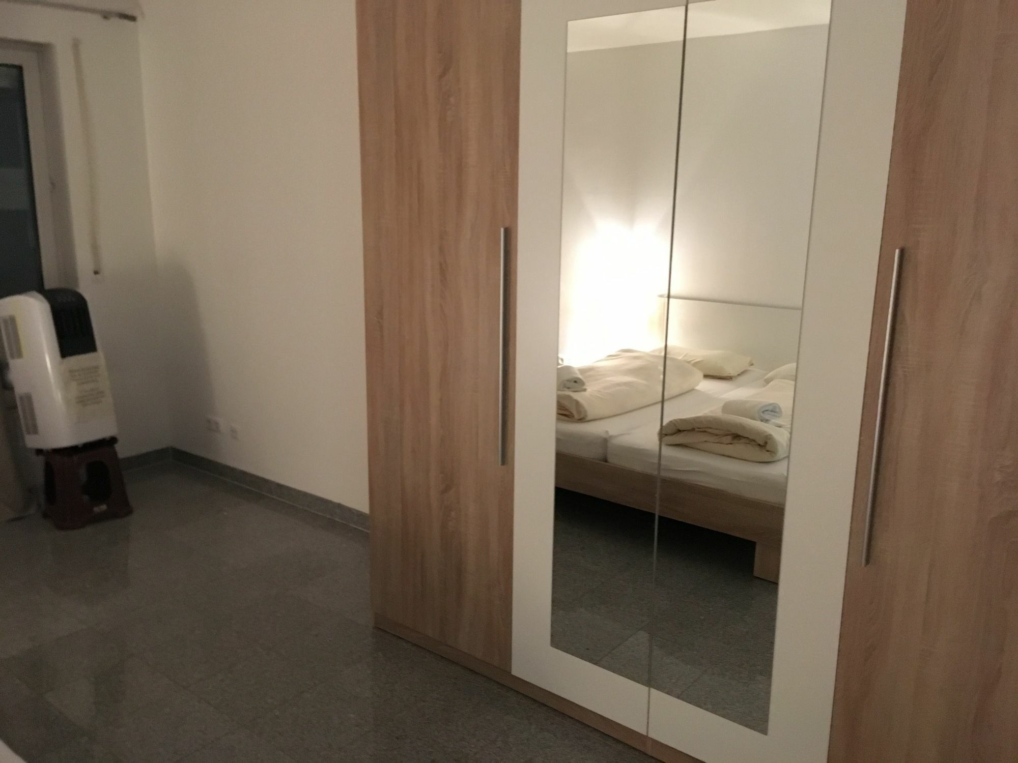 慕尼黑Kn Kahtan Boarding House公寓 外观 照片